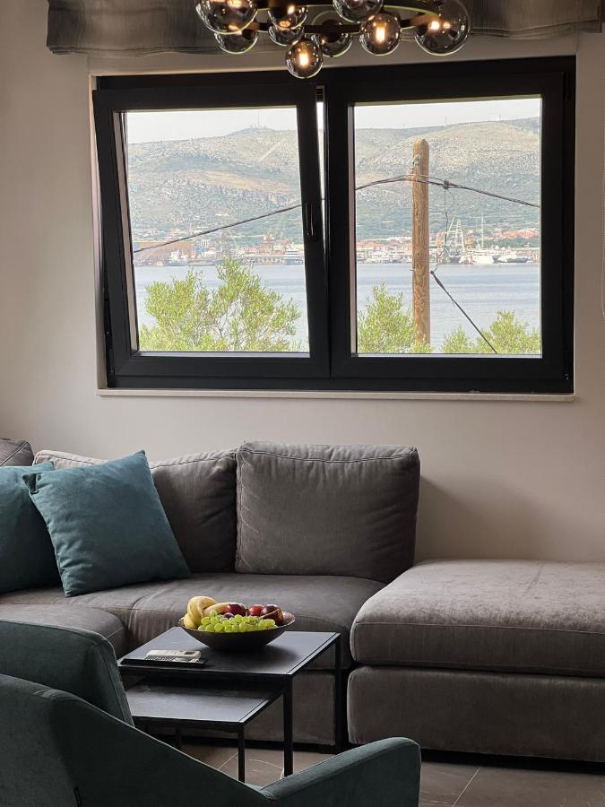 Beachfront House Olbia With Private Parking Trogir Exterior photo